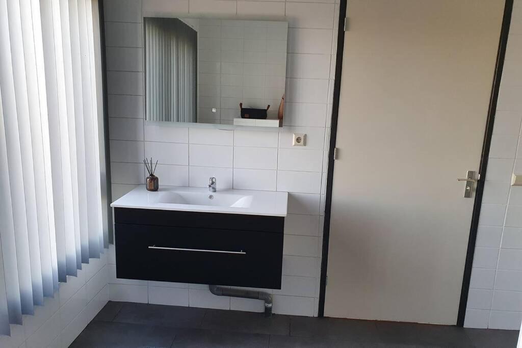 Vrijstaand / Landelijk Appartement Met Uitzicht! De Wijk المظهر الخارجي الصورة